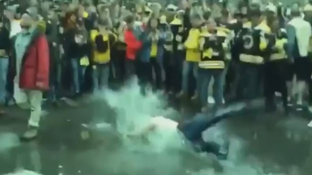 Bruins fan celebrates Game 7 victory by swimming in a ...