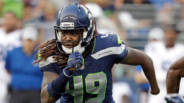 Seahawks: Young fan, Shaquem Griffin share special moment before game