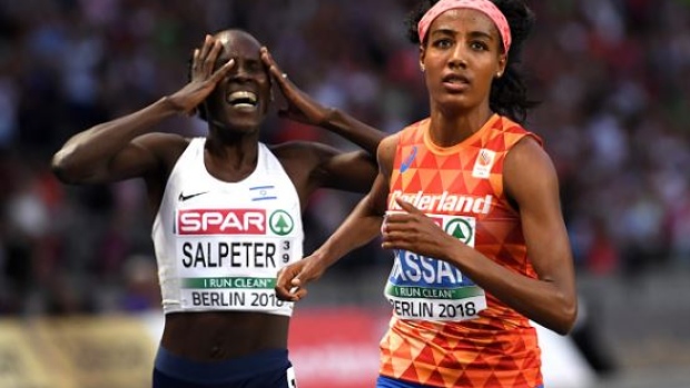  Sifan Hassan of the Netherlands and Lonah Chemtai Salpeter of Israel 