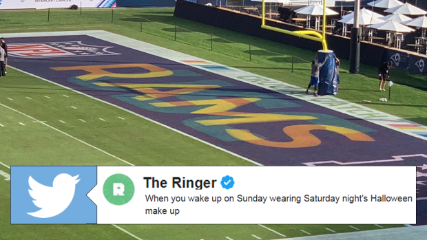 Rams vs. Packers game has USC, Pac-12 logos painted on Coliseum field 