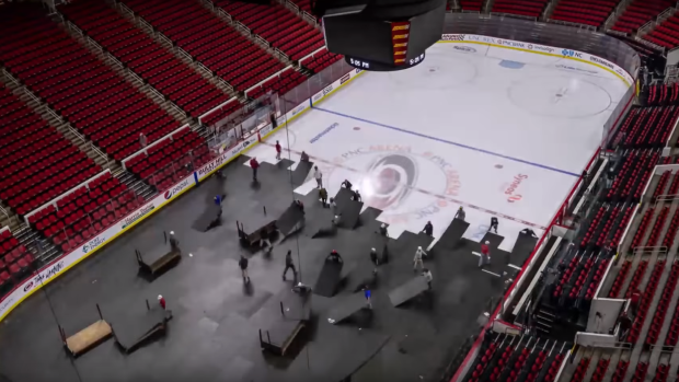 Staples Center switch from Basketball court to Hockey rink