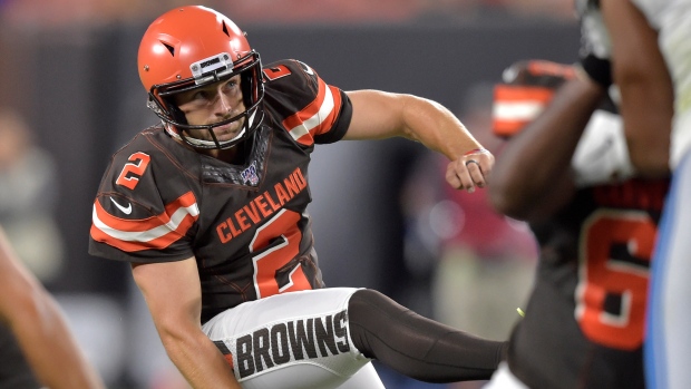 Shaky York misses another field goal try in Browns' loss to