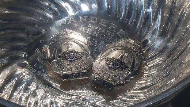 St. Louis officers to wear Blues 'Stanley Cup Champions' badges this hockey  season