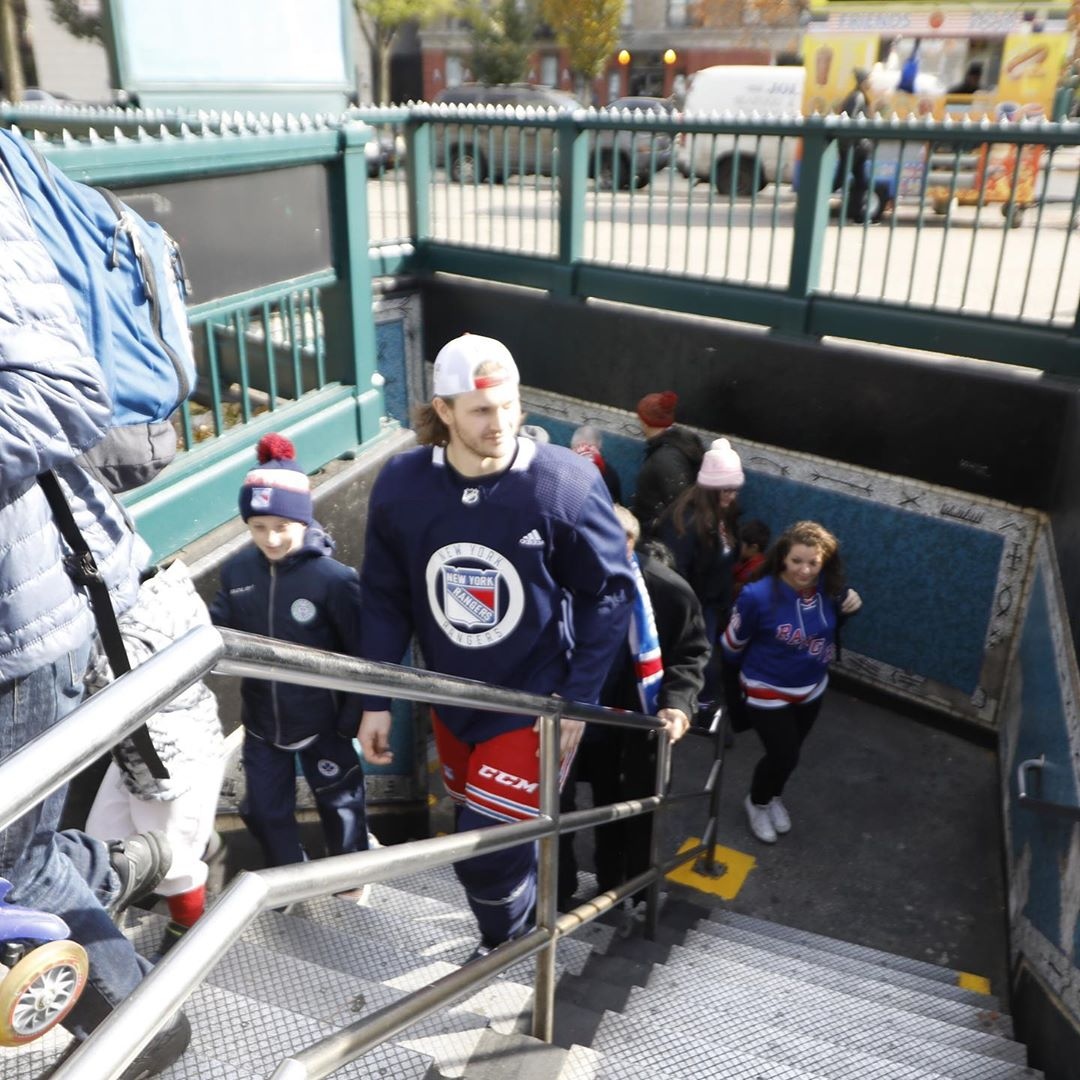 The Rangers rode the subway all the way to an outdoor practice in Central  Park - Article - Bardown