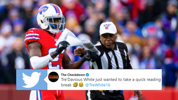 What Bills' Tre'Davious White Saw When Ravens' Papers Blew Onto the Field