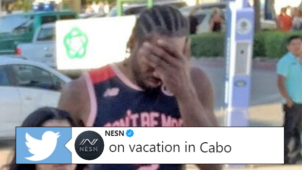 Kawhi Leonard Rocks Own Jersey On Cabo Vacay During All-Star Break