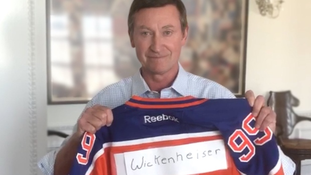 h/t Twitter/WayneGretzky