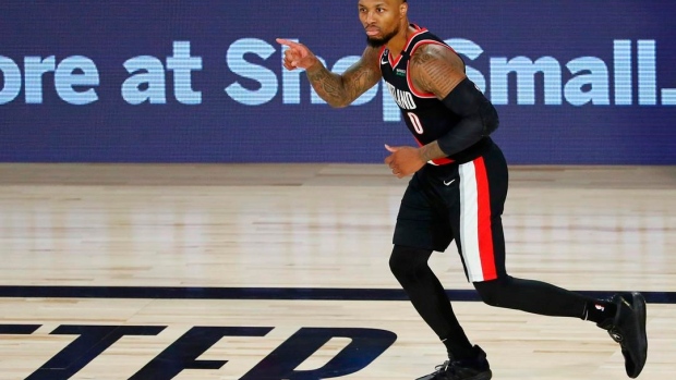 damian lillard feet