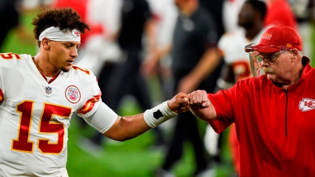 Patrick Mahomes Found A Glorious Old Photo From Andy Reid's Playing ...