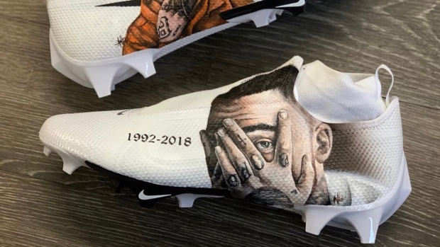 Browns receiver Jarvis Landry pays tribute to Mac Miller in Pittsburgh
