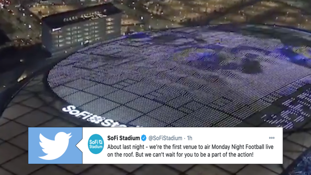 Does sofi stadium roof open