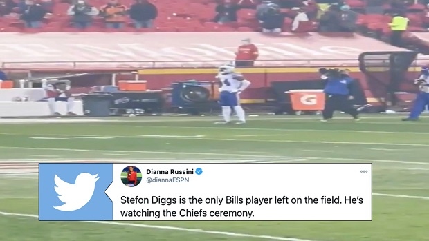 Stefon Diggs stayed on the field and watched the Chiefs celebrate by  himself - Article - Bardown