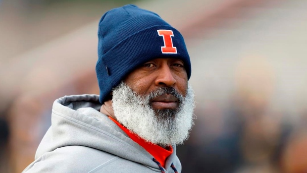 Houston Texans: Lovie Smith defends decision to punt, settle for tie