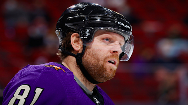 Phil Kessel's ironman streak was preserved thanks to an extremely classy  move from the Yotes - Article - Bardown