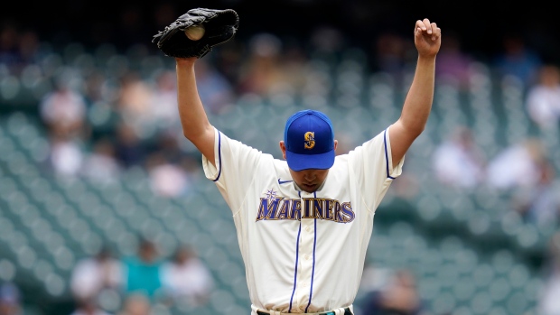 Japanese pitcher steps into Mariners' spotlight