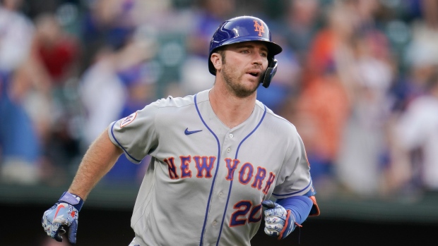 Mets' Pillar hit in face by pitch, suffers fractures, National