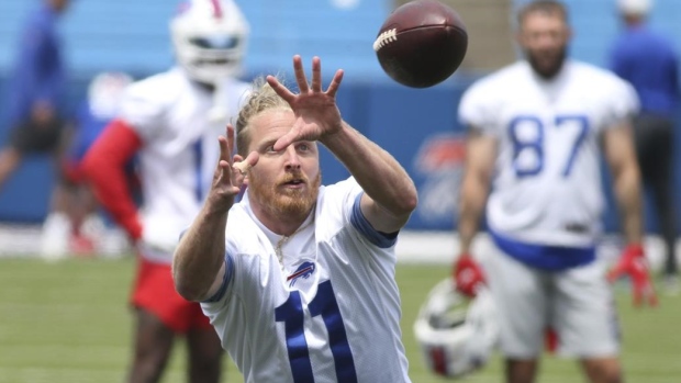 Cole Beasley's Giants Roster Chances 'Boosted' by Injury