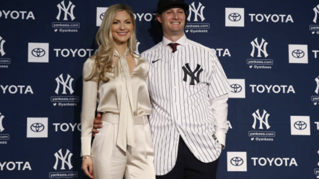 Yankees: Gerrit Cole's wife bodies JD Martinez over All-Star story