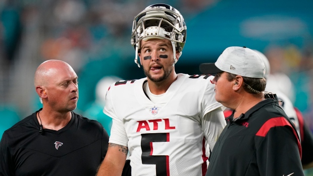 Falcons injury update: QB AJ McCarron exits game, Feleipe Franks in