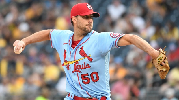 Longtime ace Adam Wainwright returns to Cardinals for 2023 season, per  source