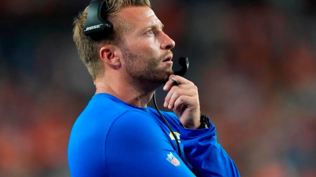 Rams' Sean McVay not talking as if he's holding winning hand - Los