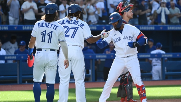 MLB Twitter slams ESPN after graphic shows Vladimir Guerrero Jr