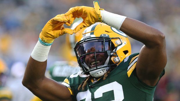 Aaron Jones Adds Pocket to Jersey to Help Keep His Father's Ashes Safe