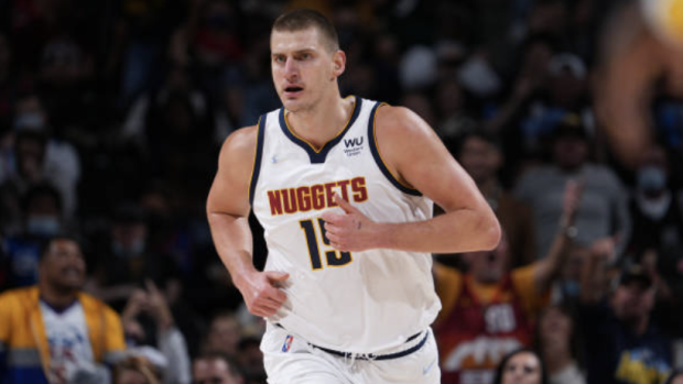 Nuggets Nikola Jokic took an ugly shot from behind at Miami's Markeiff ...