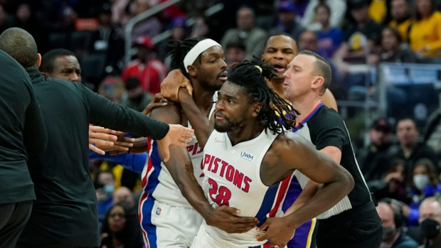 NBA: Pacers rally to thwart Pistons' upset bid