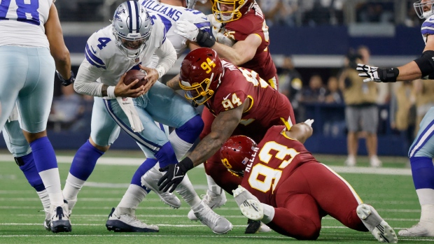 Jonathan Allen and Daron Payne's brawl on the sideline during Sunday  night's Washington-Cowboys game