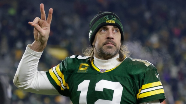 Green Bay Packers: Aaron Rodgers bursts into MVP mix