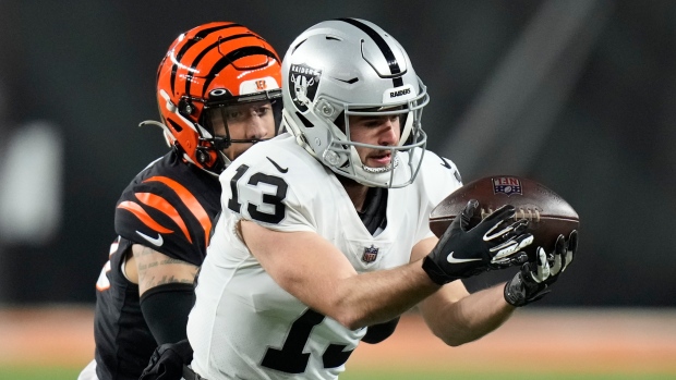 Hunter Renfrow says he let down Raiders teammates in 2022