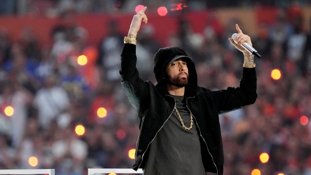 Super Bowl: NFL denies attempting to stop Eminem from taking a knee, NFL  News