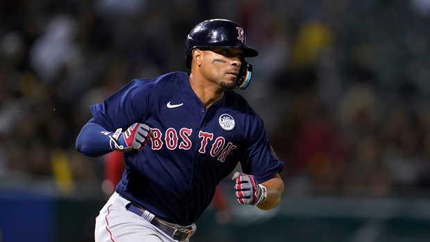 Sale dominates, Yoshida's three run homer lifts Red Sox over