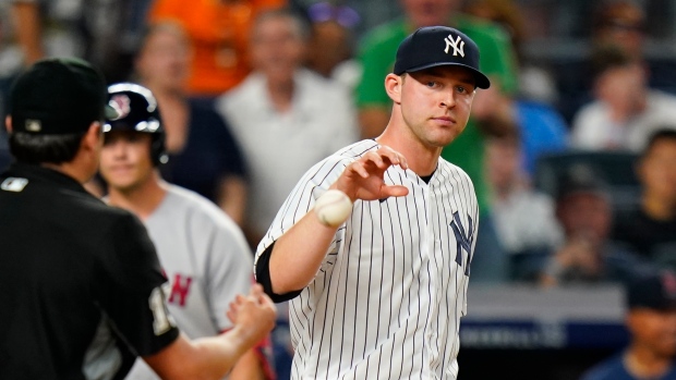 Y new york yankees away jersey ankees suffer first major injury as