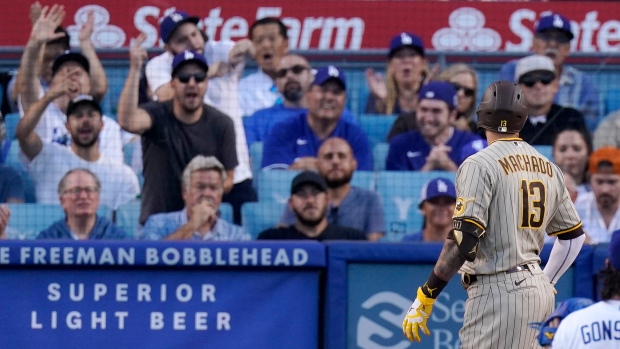 Manny Machado joins home run parade in Dodgers' win over Padres