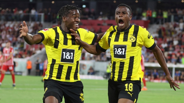 Jamie Bynoe-Gittens Borussia Dortmund contract extension - TSN.ca