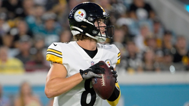 Steelers rule out QB Kenny Pickett with a concussion; QB Mitchell