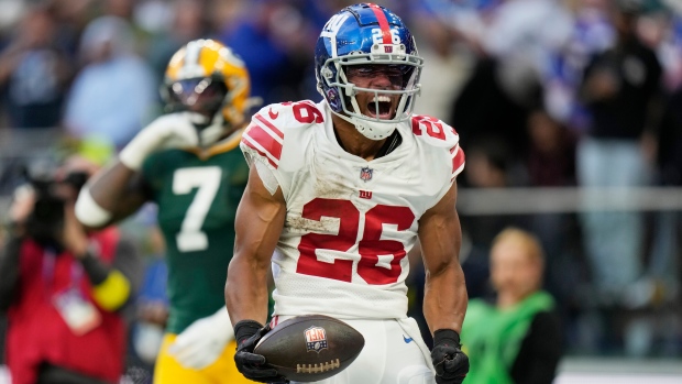 Giants running back Saquon Barkley (neck) to play vs. Eagles