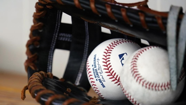 MLB baseballs