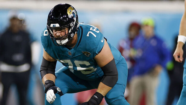 Jacksonville Jaguars reach three-year deal with guard Ezra Cleveland ...