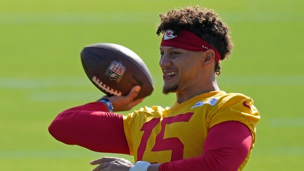 Kansas City Chiefs' Xavier Worthy, Patrick Mahomes Establish Connection ...