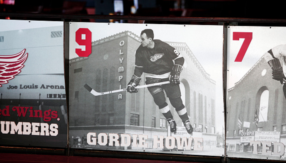 Autographed Gordie Howe jersey stolen from Saskatchewan ice rink - ESPN