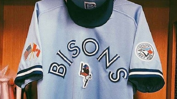Bisons rock fantastic throwback Jays-themed uniforms for Blue Jays Weekend  - Article - Bardown