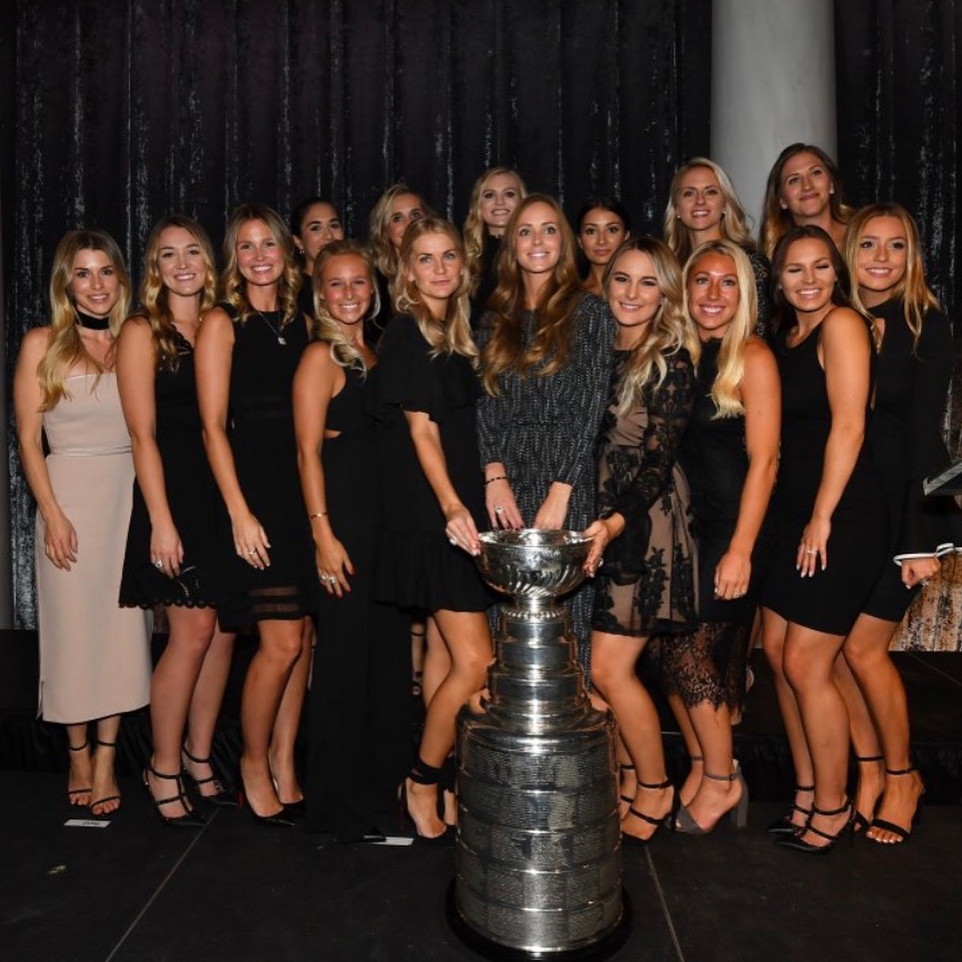 The Penguins' wives and girlfriends 
