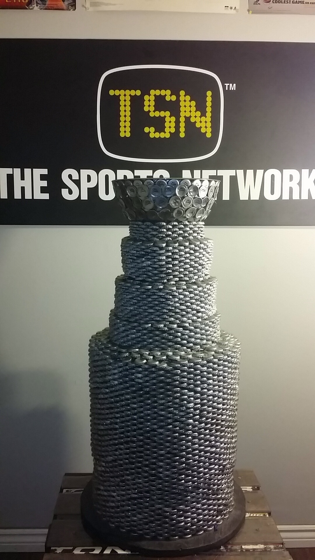 I made a life size Stanley Cup out of beer cans : r/hockey
