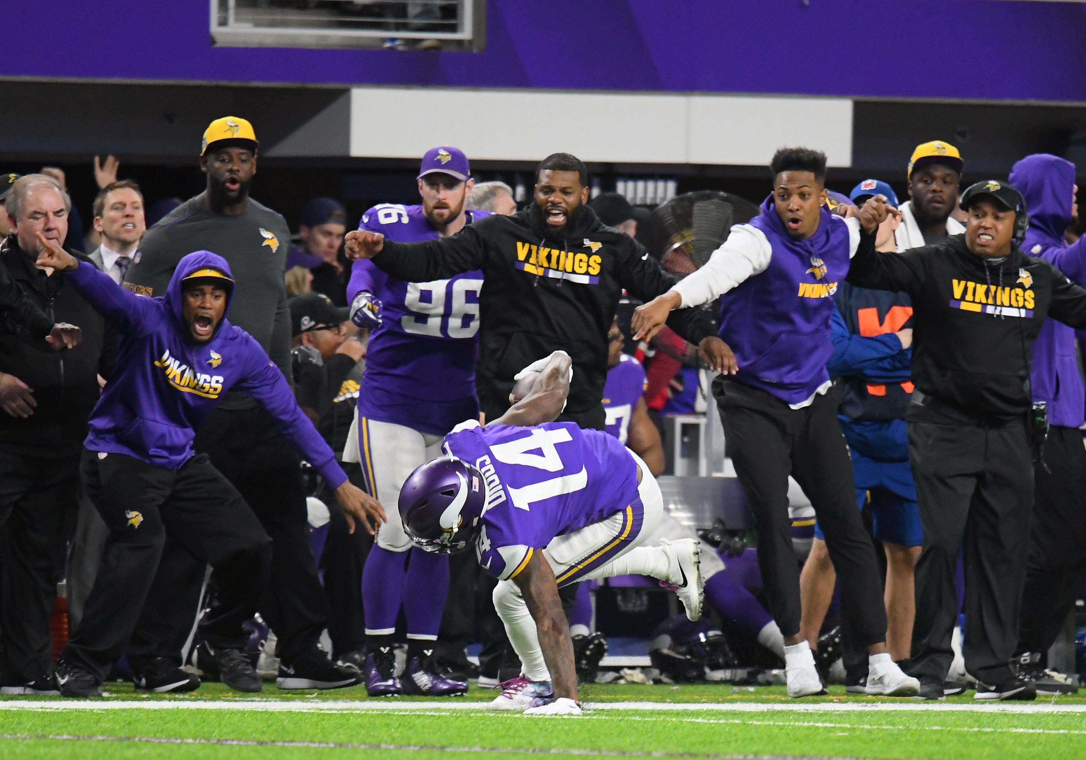 Minnesota Vikings' Stefon Diggs reaches for the ball during the  International Series NFL match at Twickenham, London Stock Photo - Alamy