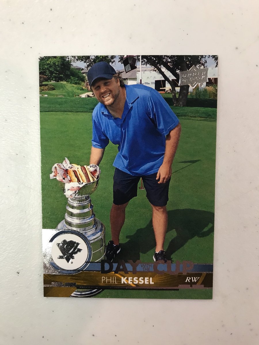 Phil Kessel and his hot dogs deserve your respect